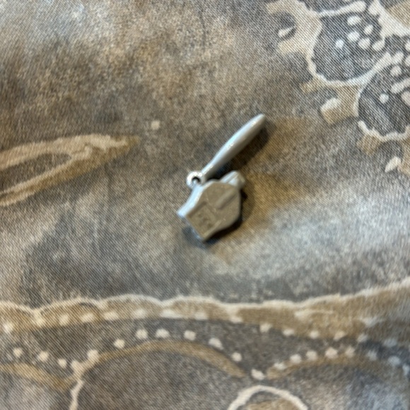 Adrianna Papell silver gown with jacket size 10 - Picture 10 of 10